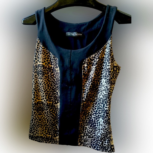 Live The Process Cutout Sports Bra M - Picture 1 of 2